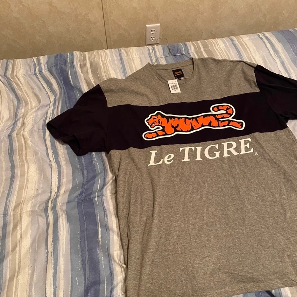 Le Tigre shirt